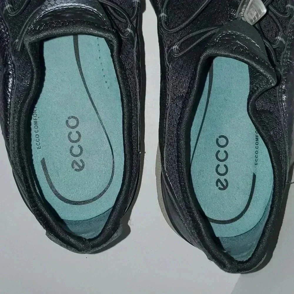 ECCO Women’s Size 40 Lynx Pewter Silver Toggle Comfort Shoes - Picture 8 of 14